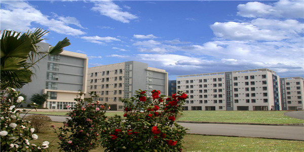 4学生宿舍.jpg